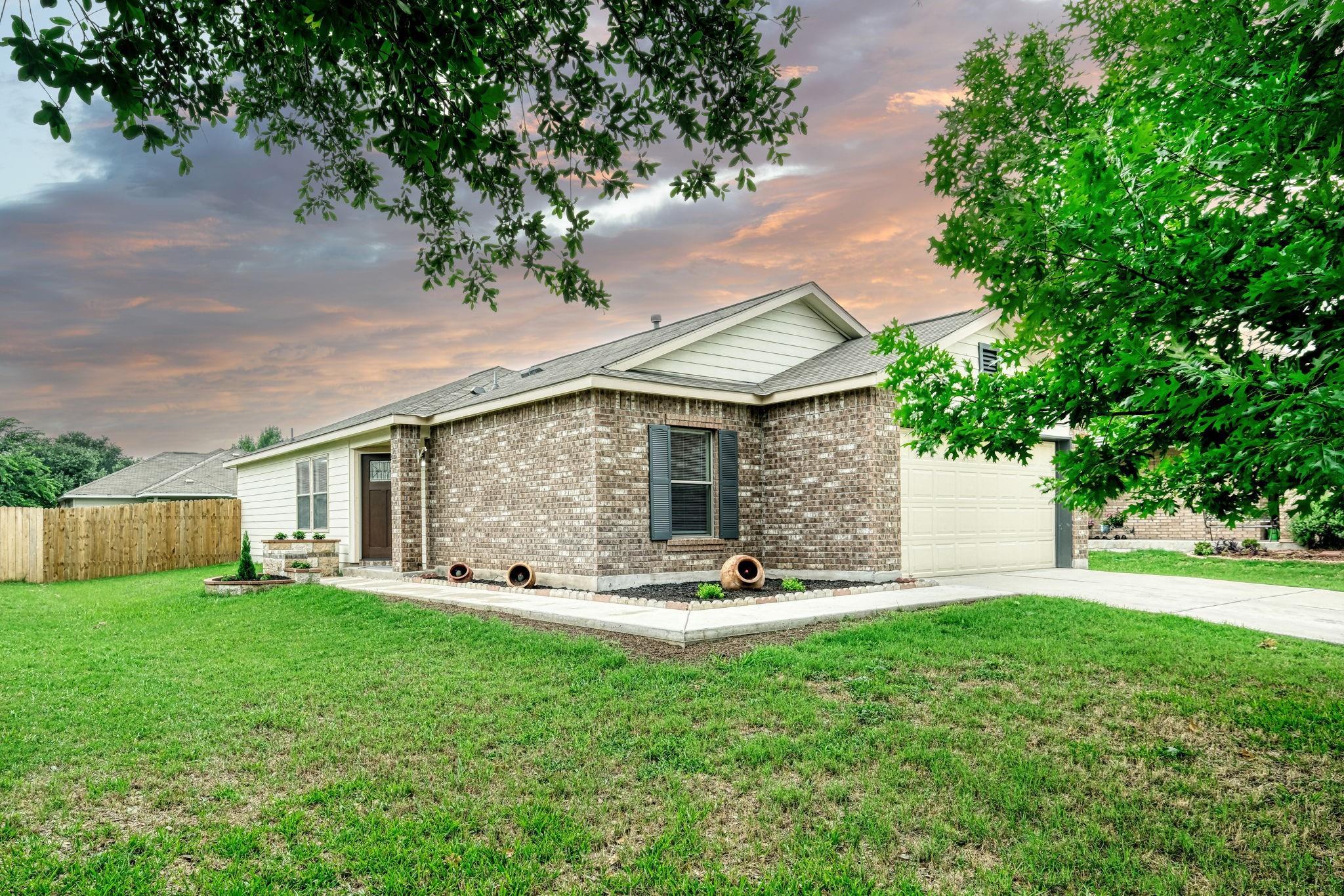 108 Wells, 3332245, Hutto, Single Family Residence,  for sale, Dave Kapur, Full Circle Real Estate